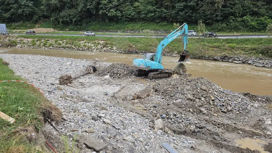 V Črni na Koroškem kmalu prvi montažni most, pričakujejo še dva