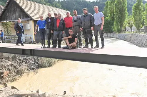 Na Prevaljah postavili most, sproščena pretočnost prometa pri Dravogradu