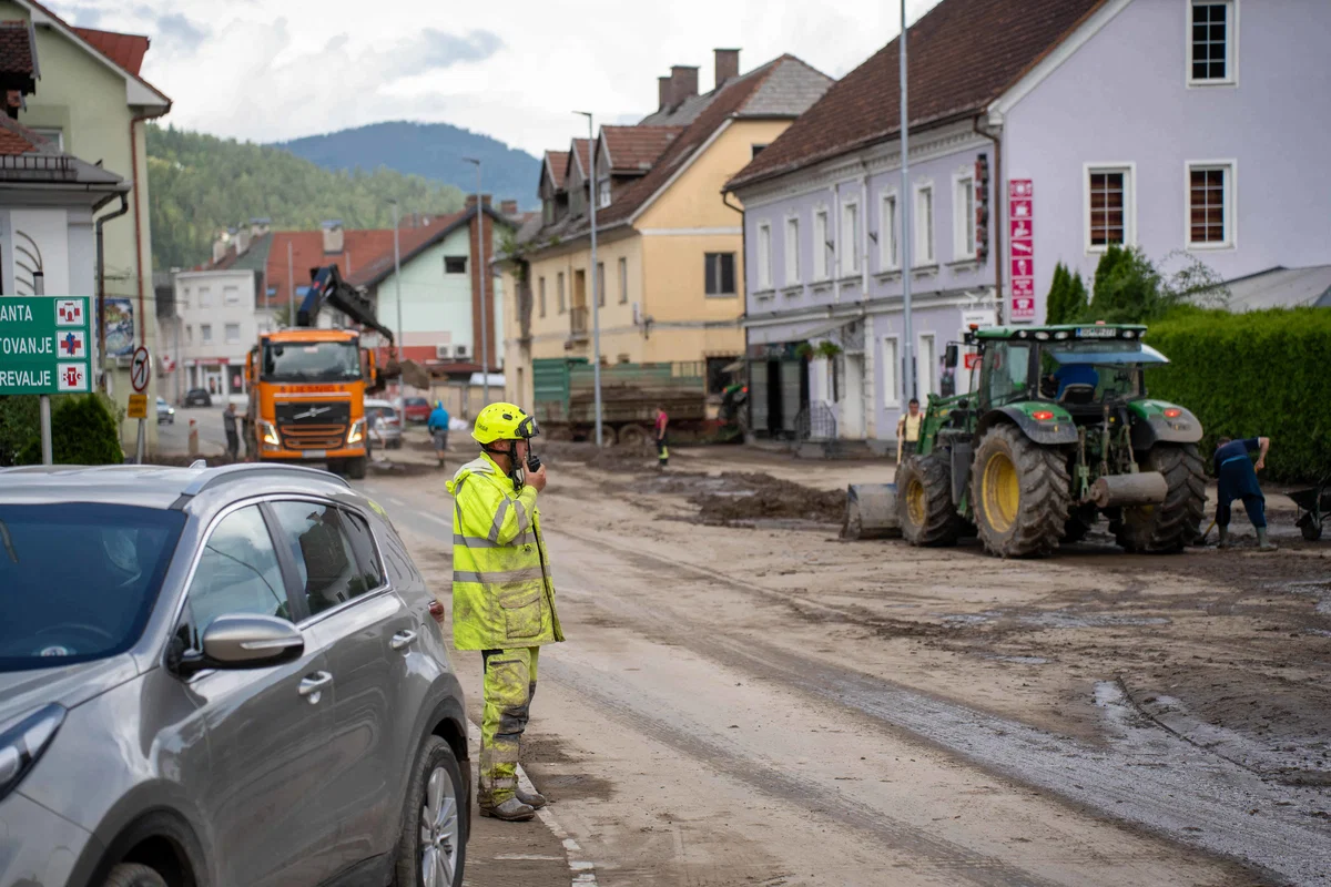 Na območju Prevalj prekinjena dobava pitne vode