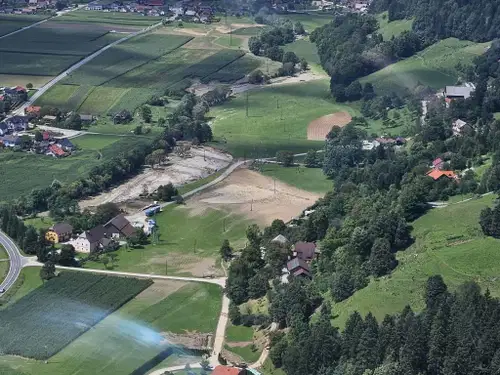 Prvi korak države po poplavah pomoč občinam, kmetijstvu in gospodarstvu