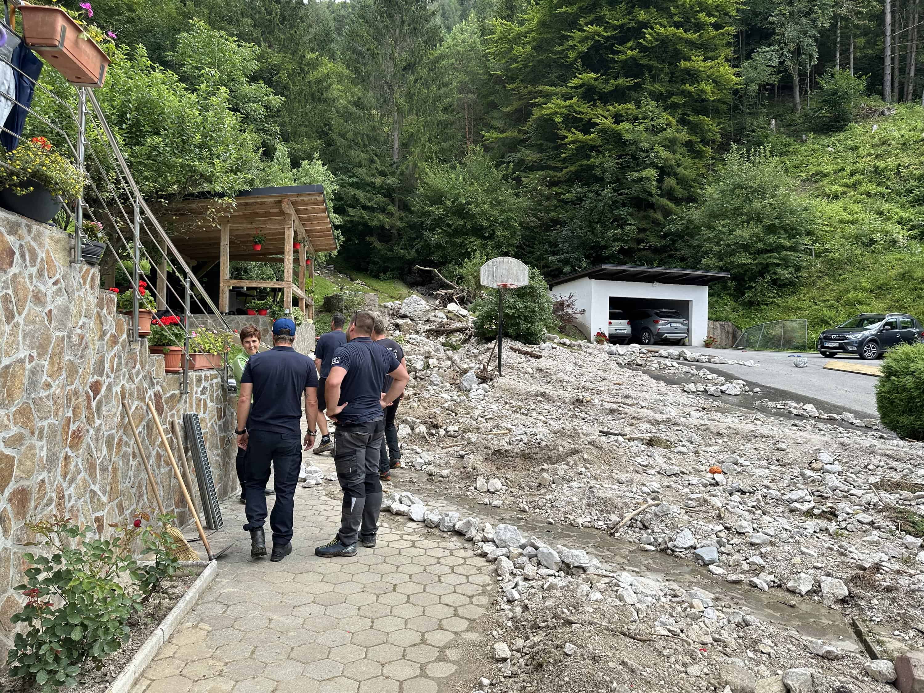 Mežica potrebuje in prosi za dve ustrezni vozili, nujno ju potrebujejo