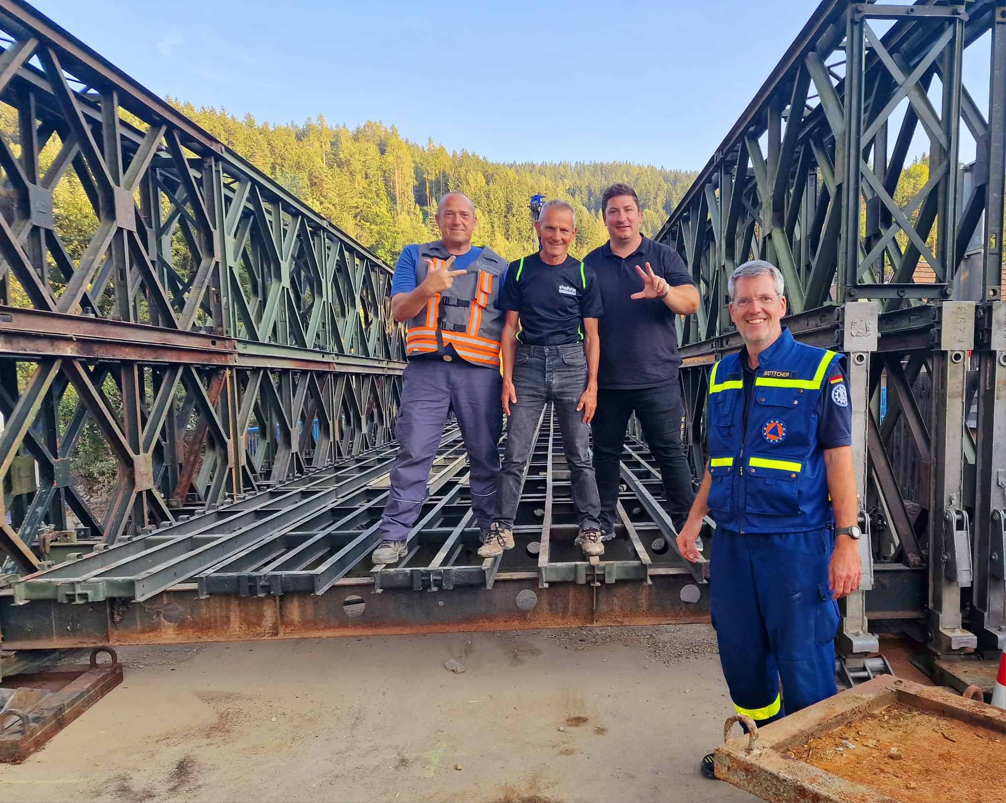 Tudi na Prevaljah je na svojem mestu že tretji most