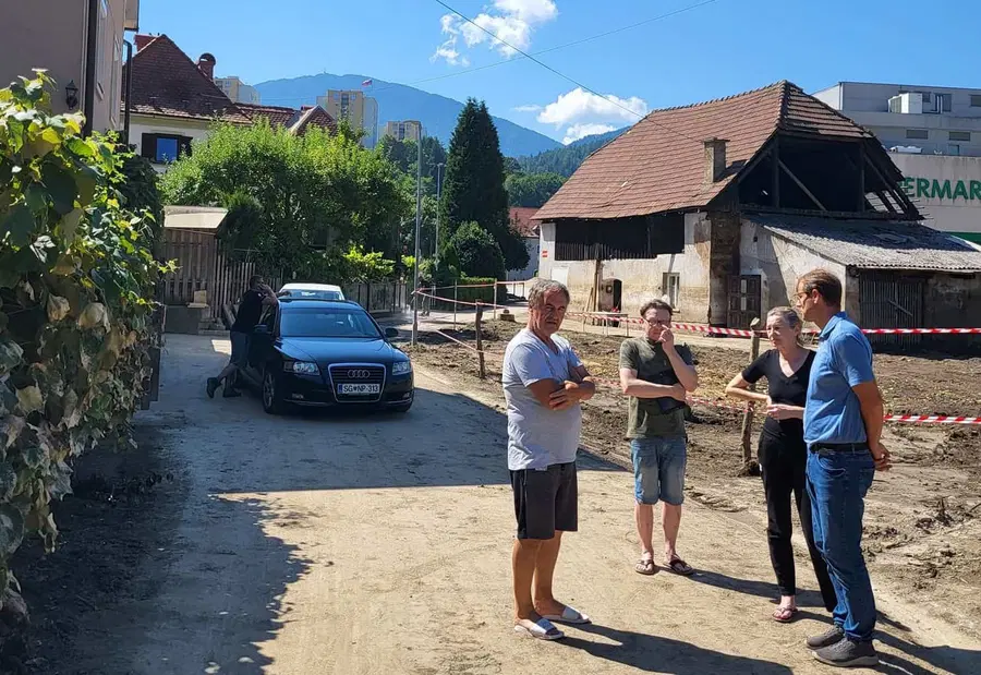 FOTO: Posredujemo informacije župana Raven dr. Tomaža Rožena