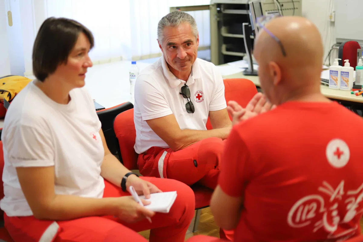 Pri Rdečem križu Slovenije nadaljujejo z razdeljevanjem pomoči za sanacijo po poletnih neurjih in poplavah