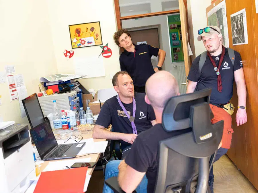 Ravenski taborniki ob tabornikih celotne Slovenije složno prihiteli na pomoč na Koroško