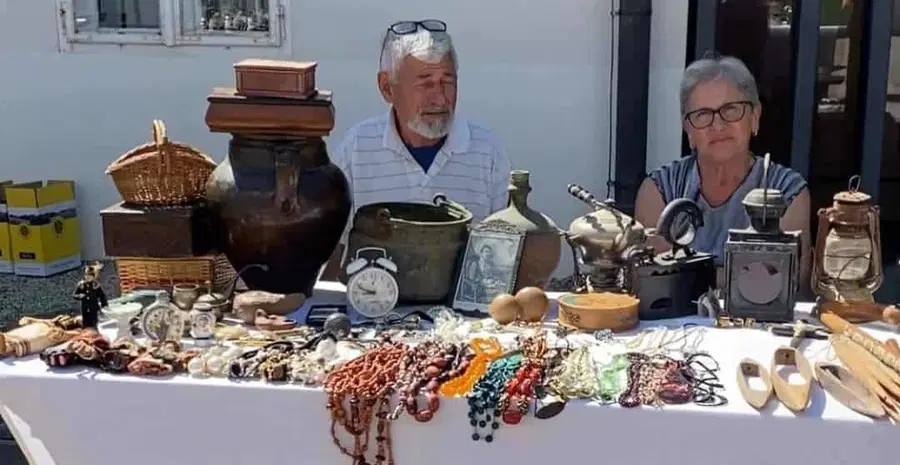 Na Ravnah na Koroškem poteka sejem starin