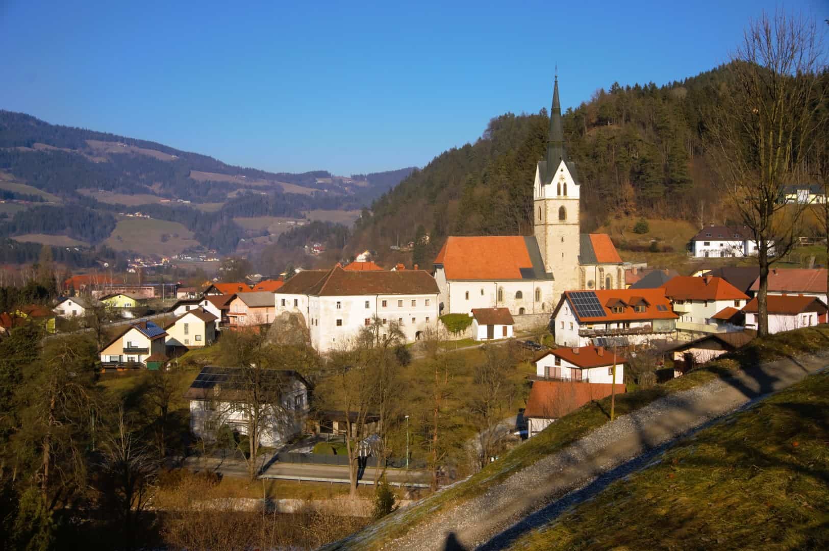 Nepridiprav v Vuzenici vlomil v svečomat