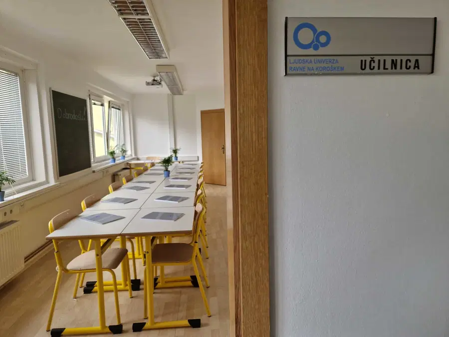 Na Ljudski univerzi Ravne bodo potekali brezplačni tečaji slovenskega jezika za priseljence