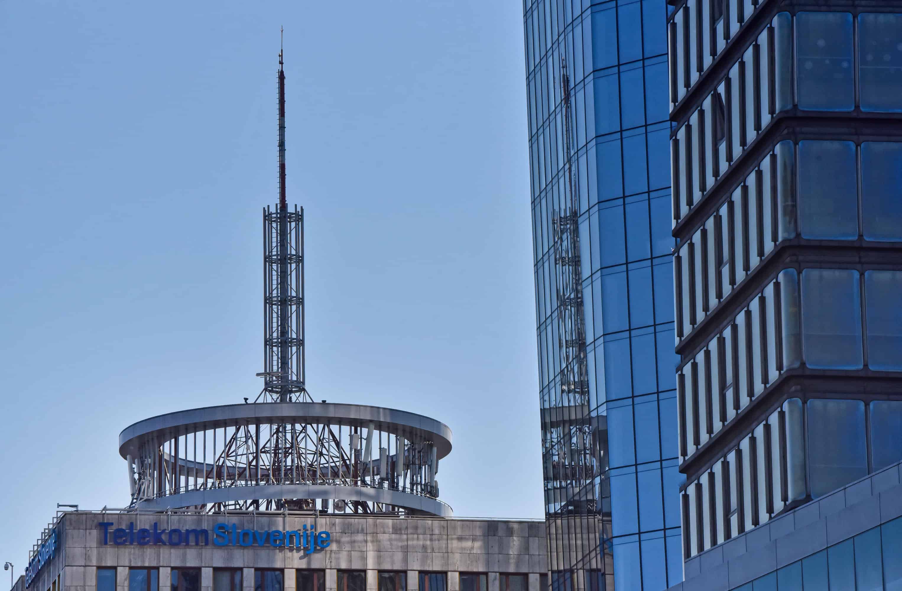 V avgustu z SMS-donacijami pri Telekomu Slovenije prvič v zgodovini zbranih več kot milijon evrov