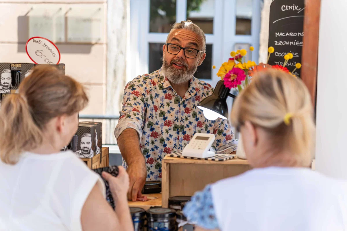 V Slovenj Gradcu Odprta kuhna. Se vam že cedijo sline?