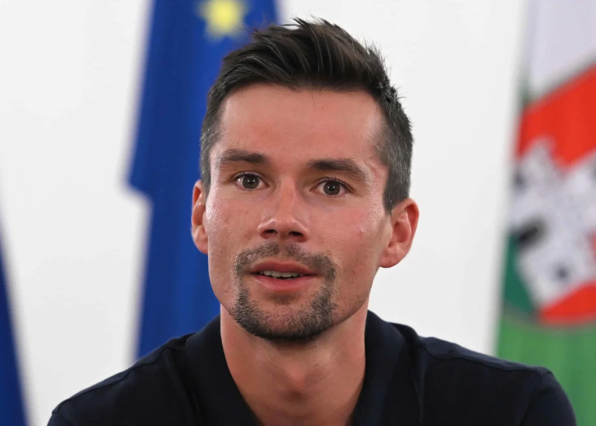 Roglič po etapni zmagi pred novim izzivom