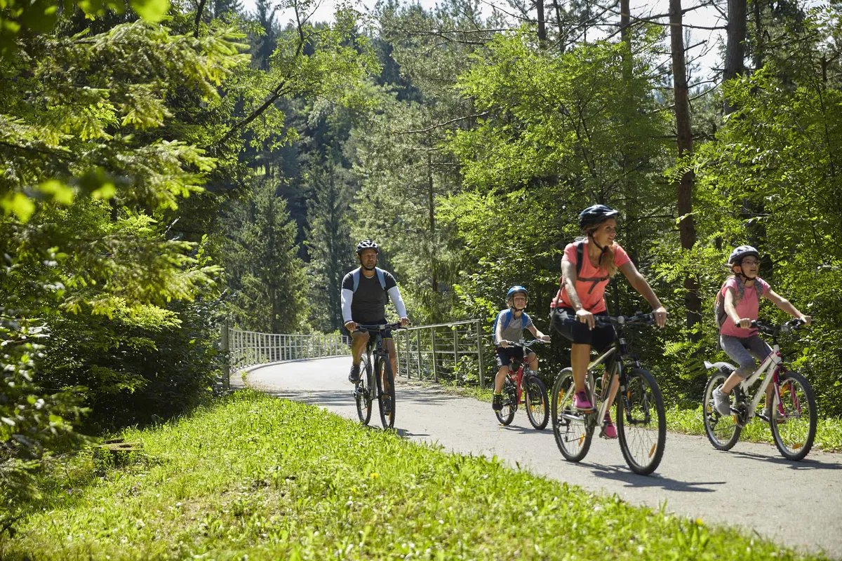 Video: Korošci vabijo na turistični obisk v našo zakladnico presenečenj