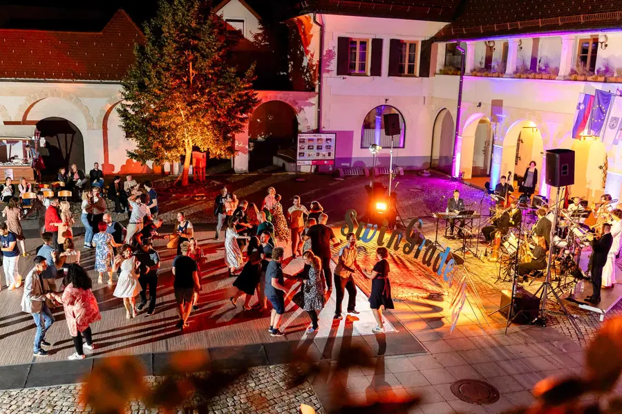 Za dober namen so zaplesali swing v Slovenj Gradcu