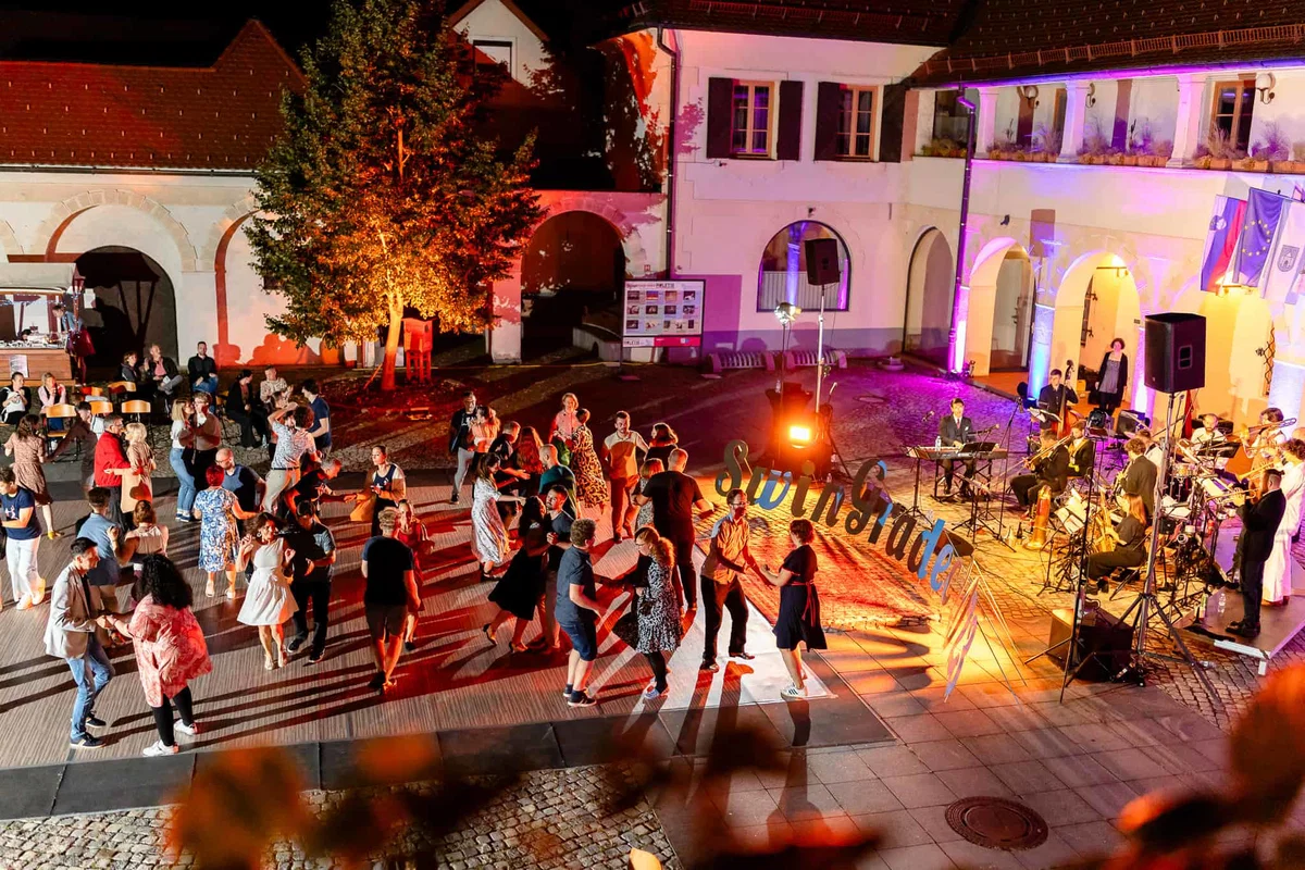 Za dober namen so zaplesali swing v Slovenj Gradcu