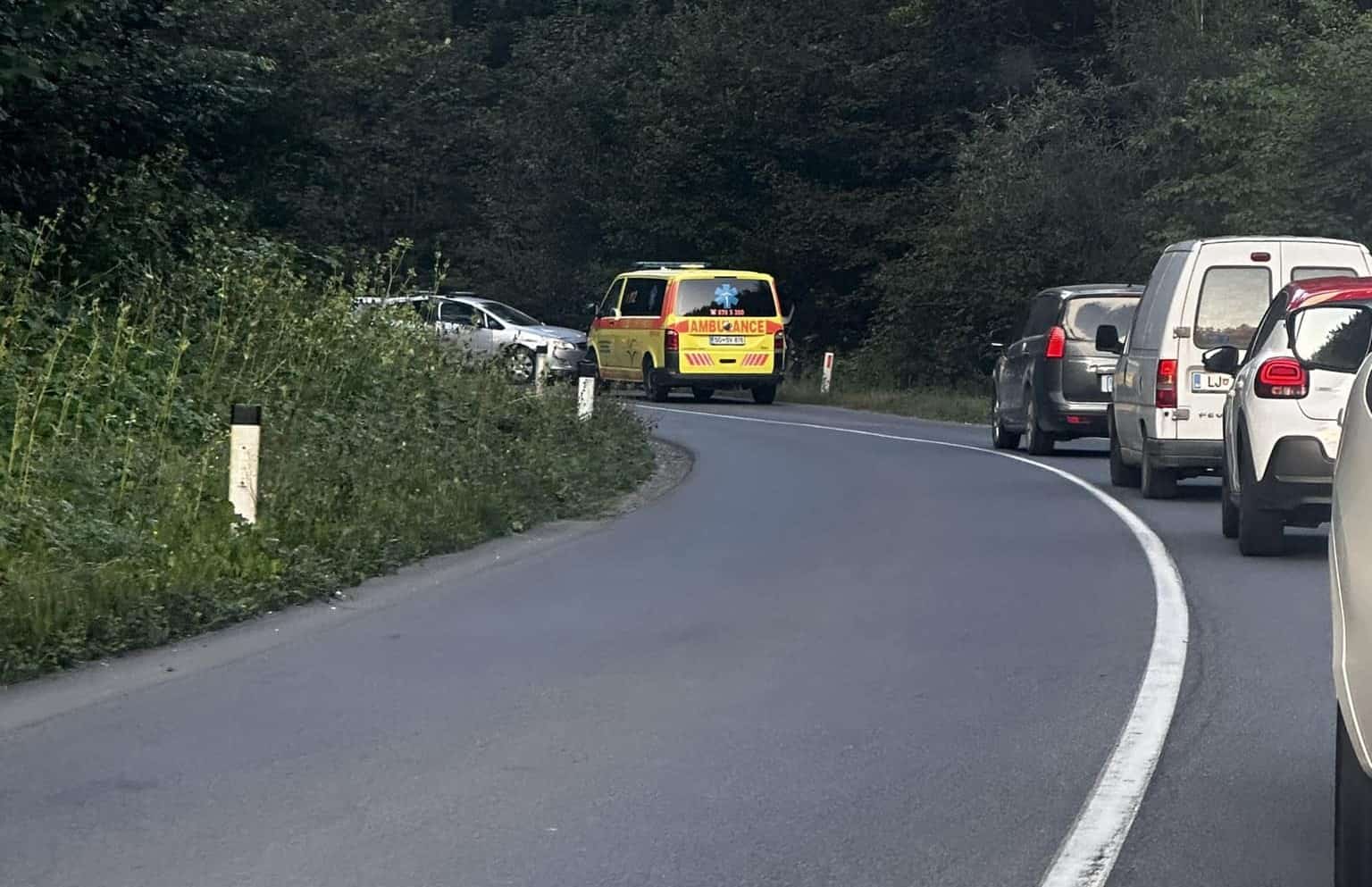 Na relaciji Slovenj Gradec - Sele prometna nesreča