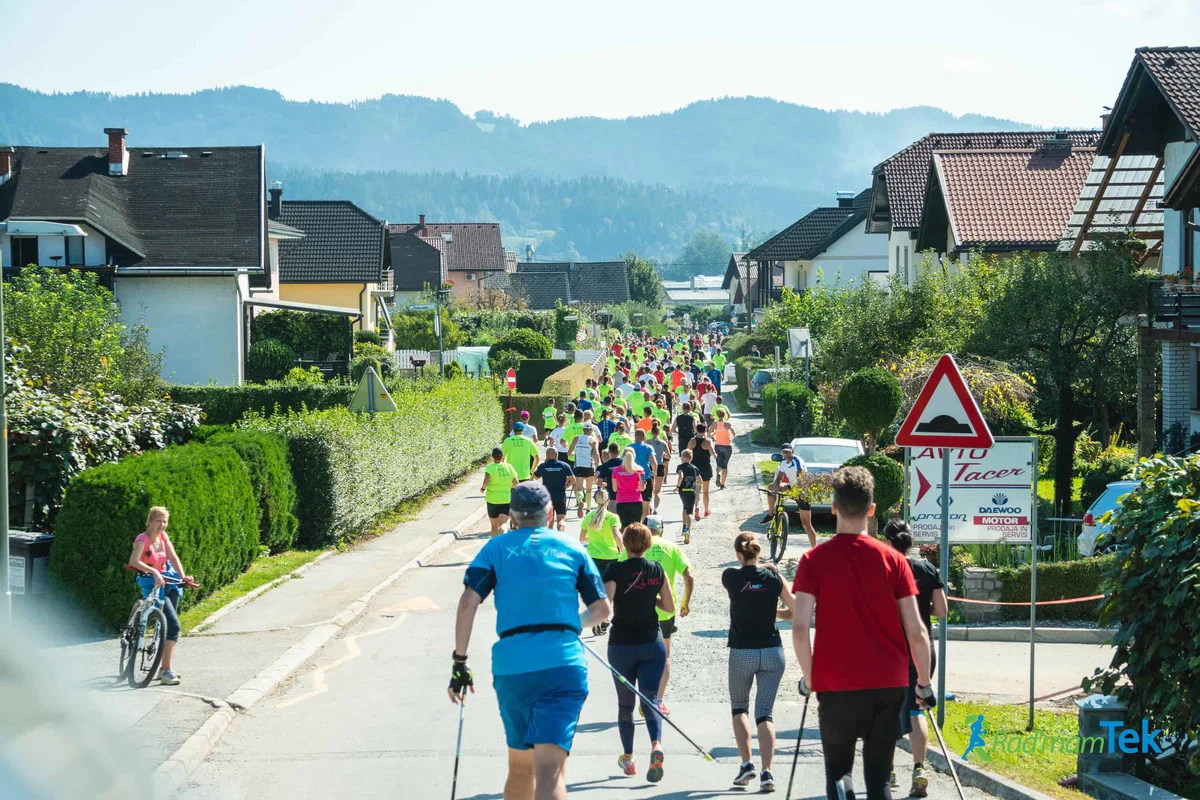 Sončna nedelja vabi tekače na rekreativni tek v Radlje ob Dravi