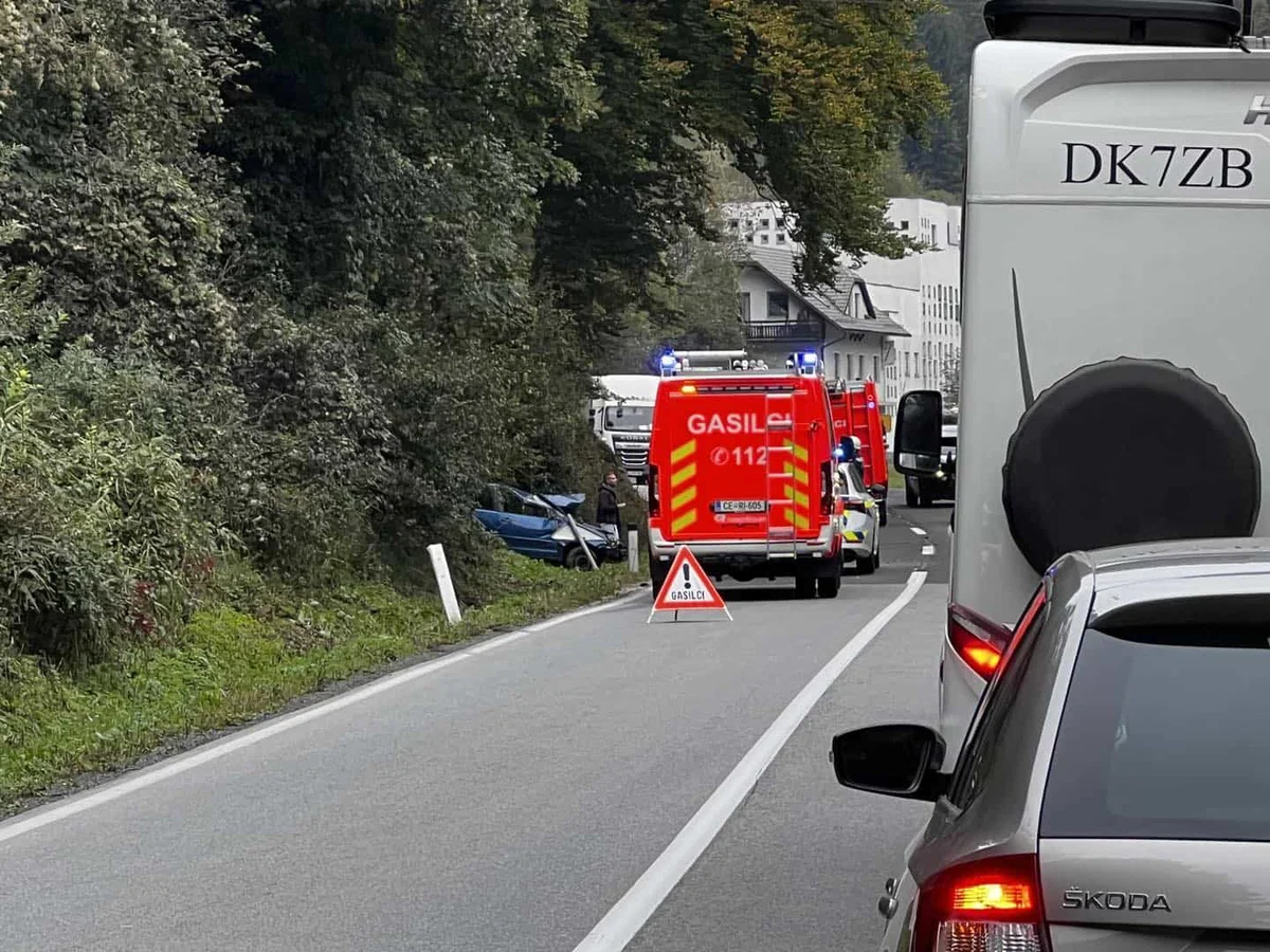 Pozor: Do prometne nesreče je prišlo pred Pako pri Velenju