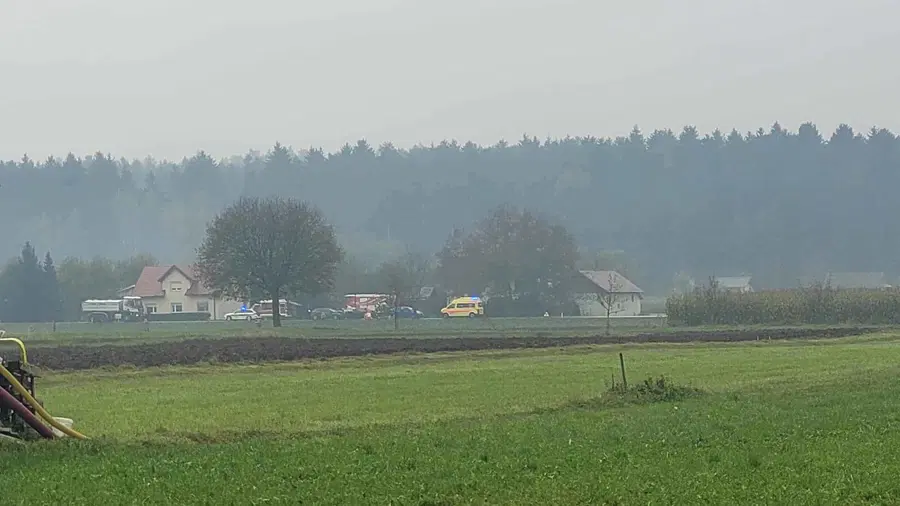 Pozor: Do prometne nesreče je prišlo v Šmartnem pri Slovenj Gradcu