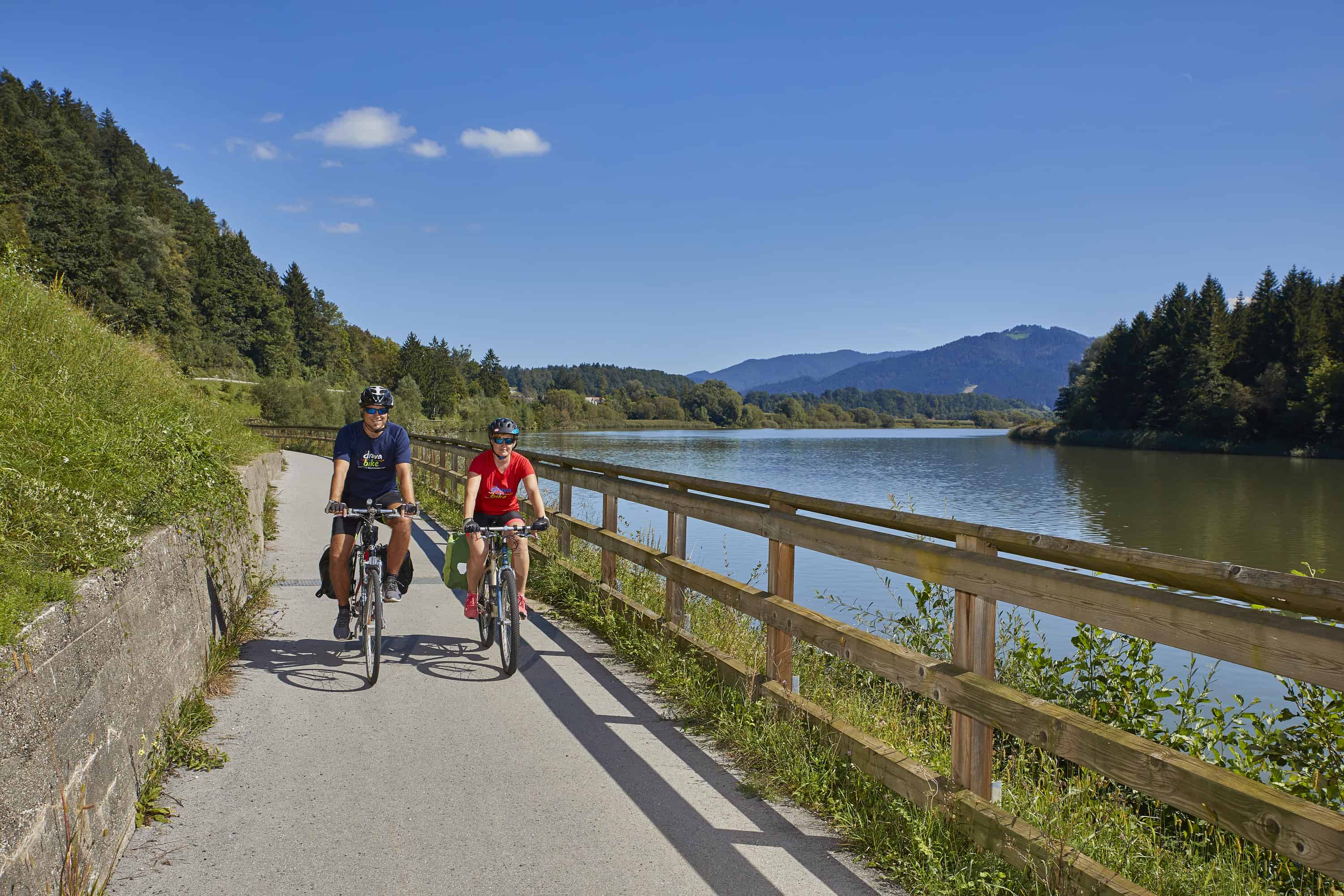 Koroška pušča sled na vsakem koraku. Tudi preko meja, predvsem pa v srcih ljudi, ki nas obiščejo