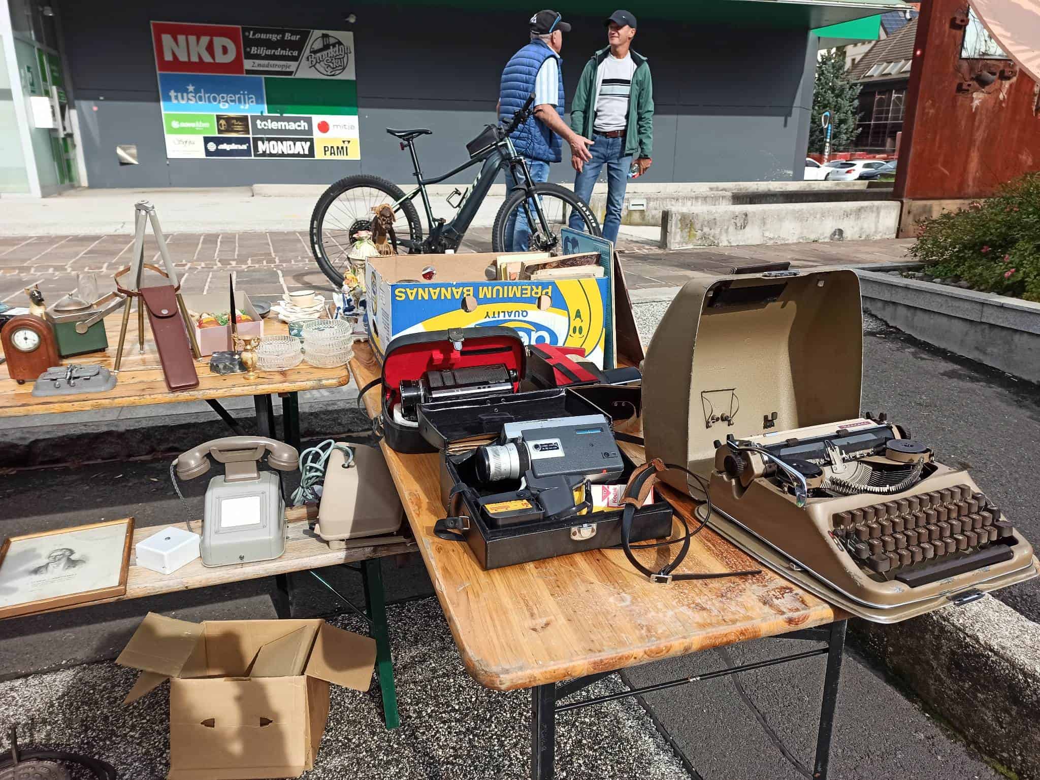 Jutri vabljeni na sejem starin v Ravne