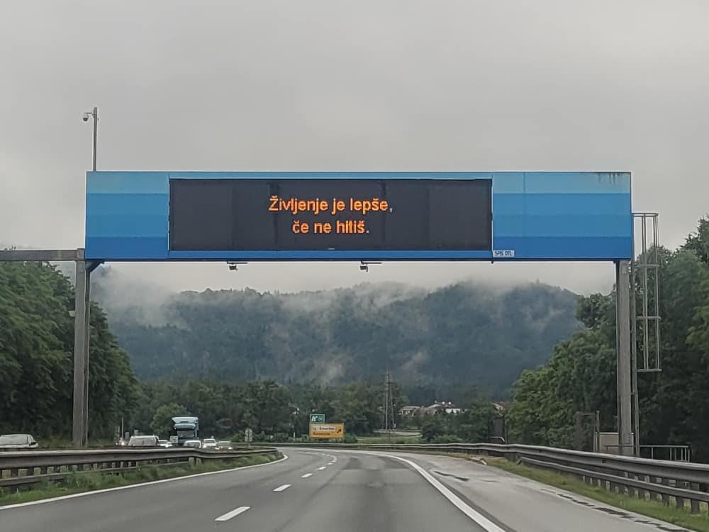 Katoličani obeležujejo telovo, na nekaterih cestah bo povečan promet