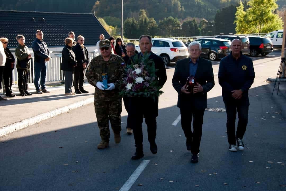 FOTO: Spomin na padle žrtve so obeležili tudi v Dravogradu
