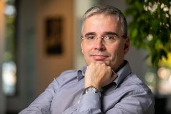 Dr. Zdenko Časar je prejel Puhovo nagrado za vrhunske dosežke