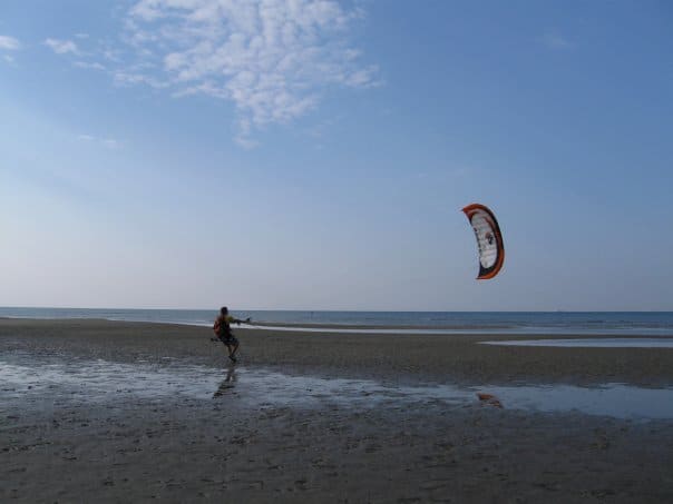 Hrvaška pomorska policija pri Umagu rešila slovenskega kajtarja