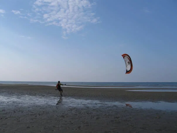 Hrvaška pomorska policija pri Umagu rešila slovenskega kajtarja