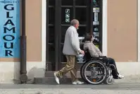 Izboljšave za mobilnost ljudi z invalidnostmi koristne za vse