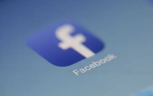 Meta uradno predstavila naročnino za Facebook in Instagram brez oglasov