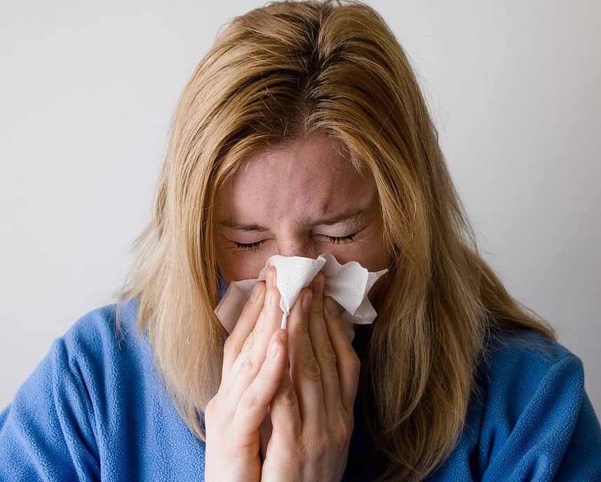 Na NIJZ intenzivno sezono gripe pričakujejo še dva tedna