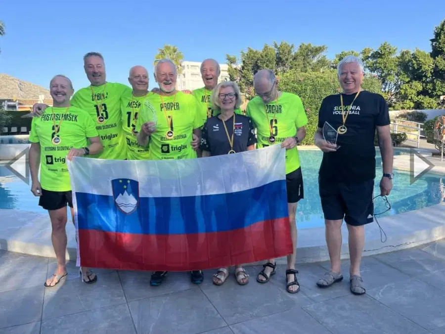 Veterani Slovenije v kategoriji 65+ so zmagovalci svetovnega prvenstva IVVA. Na turnirju tudi Korošci