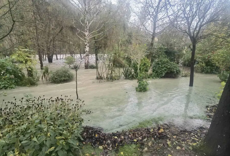 Drava v spodnjem toku še narasla, v večjem obsegu poplavljene zlasti površine pod Ptujskim jezerom