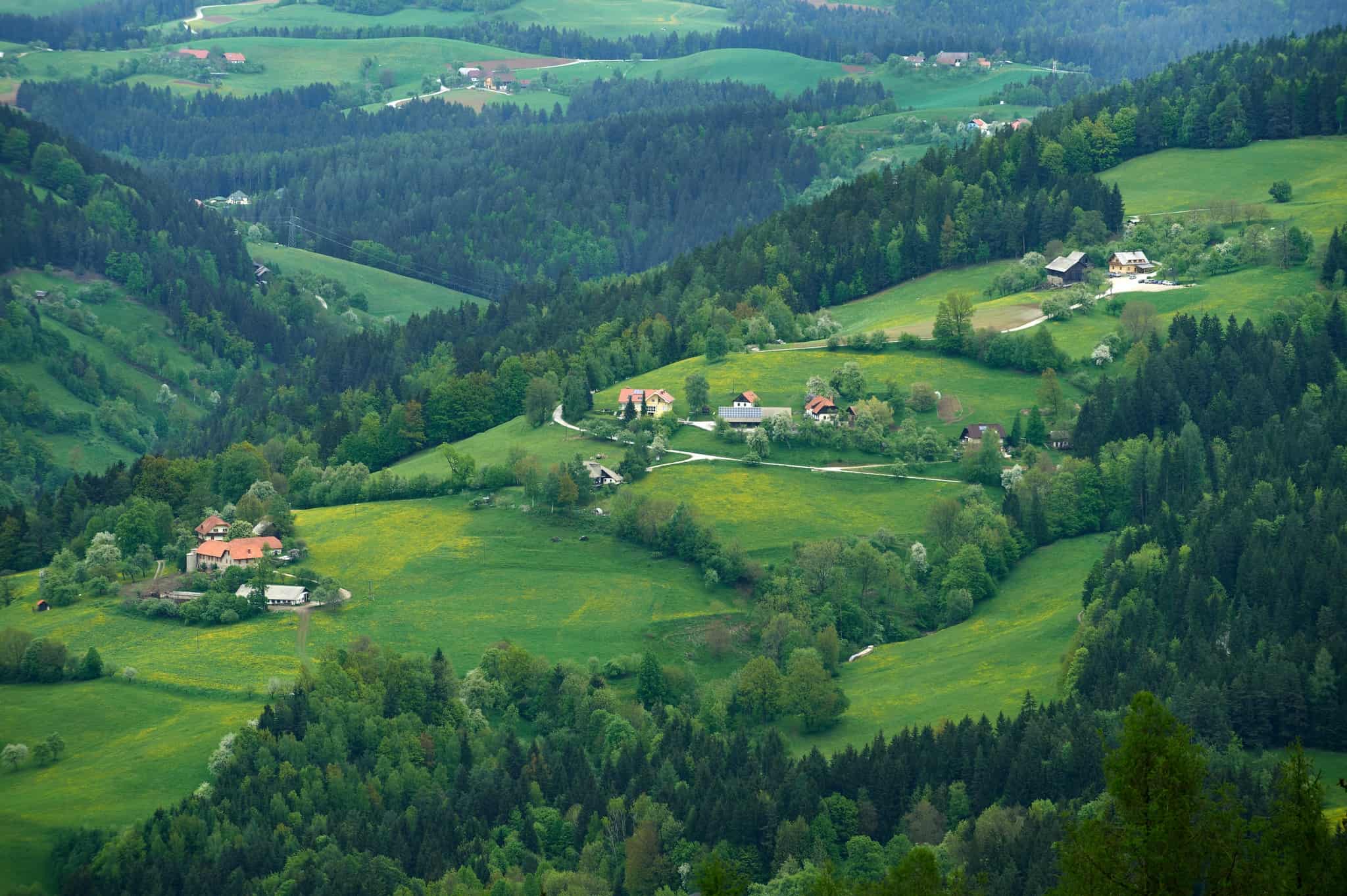 Vabilo na dogodek "Fokusna skupina z občani o kakovosti življenja v alpskem prostoru"