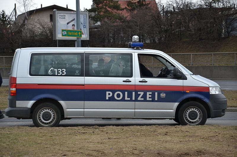 Umore brezdomcev na Dunaju policiji priznal 17-letnik