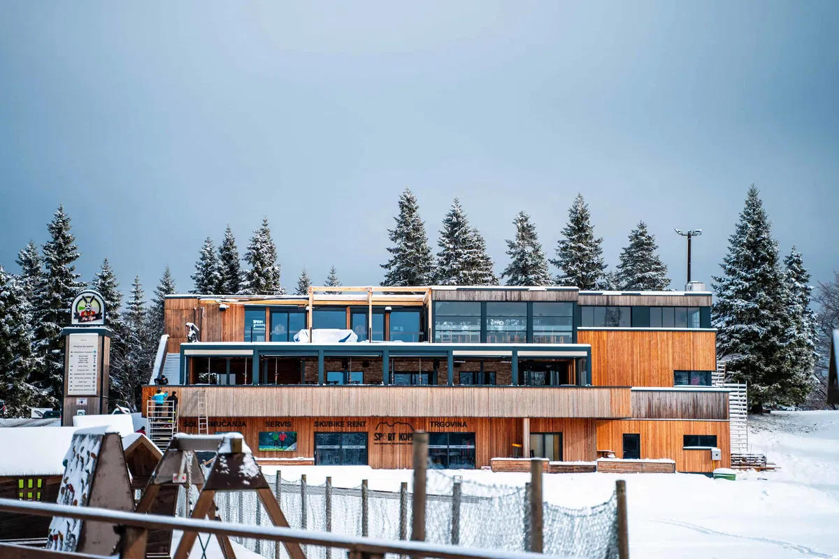 Obrtno-podjetniška zbornica prireja Zimsko srečanje na Kopah