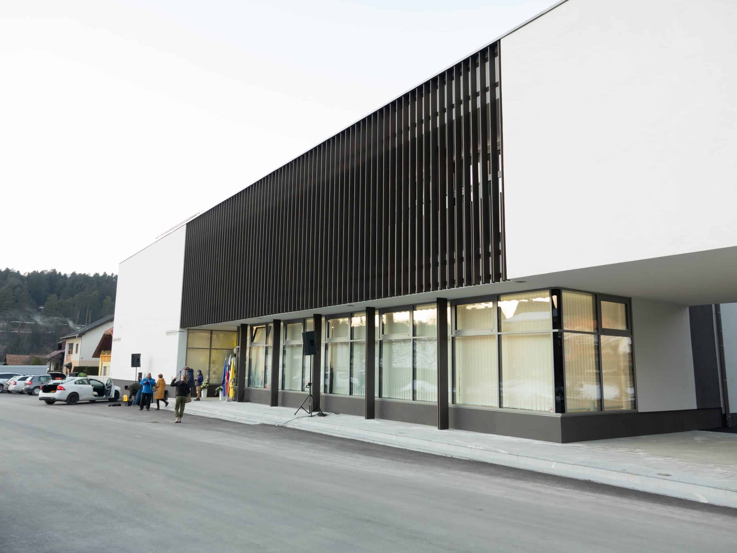 Vabljeni na komično dramo "Dva" v Vuzenico