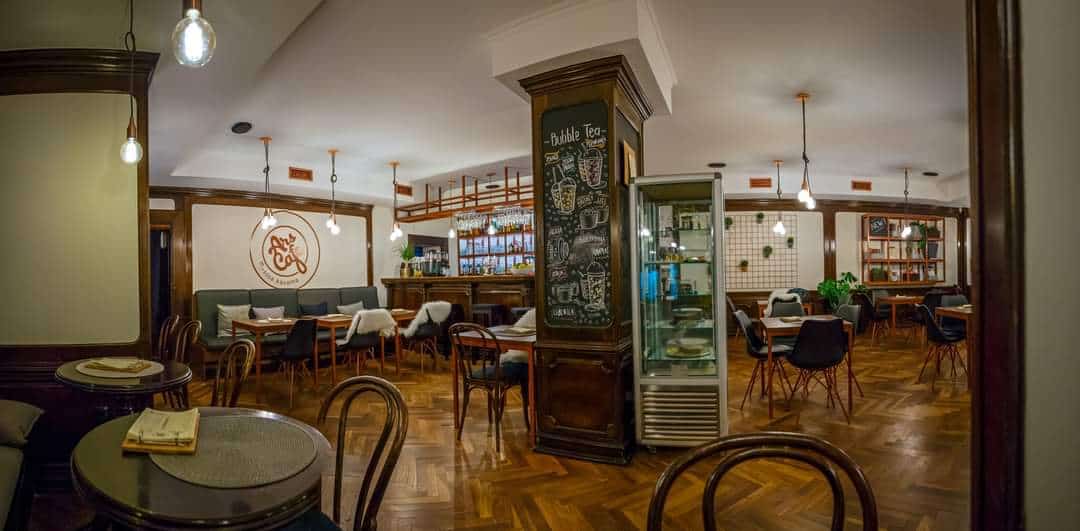 Zaposlitve v gostinstvu tudi na Koroškem velik problem: Klepet s prijateljem ali užitek ob kavici je postal časovno odmerjen trenutek, ki je izgubil svoj čar