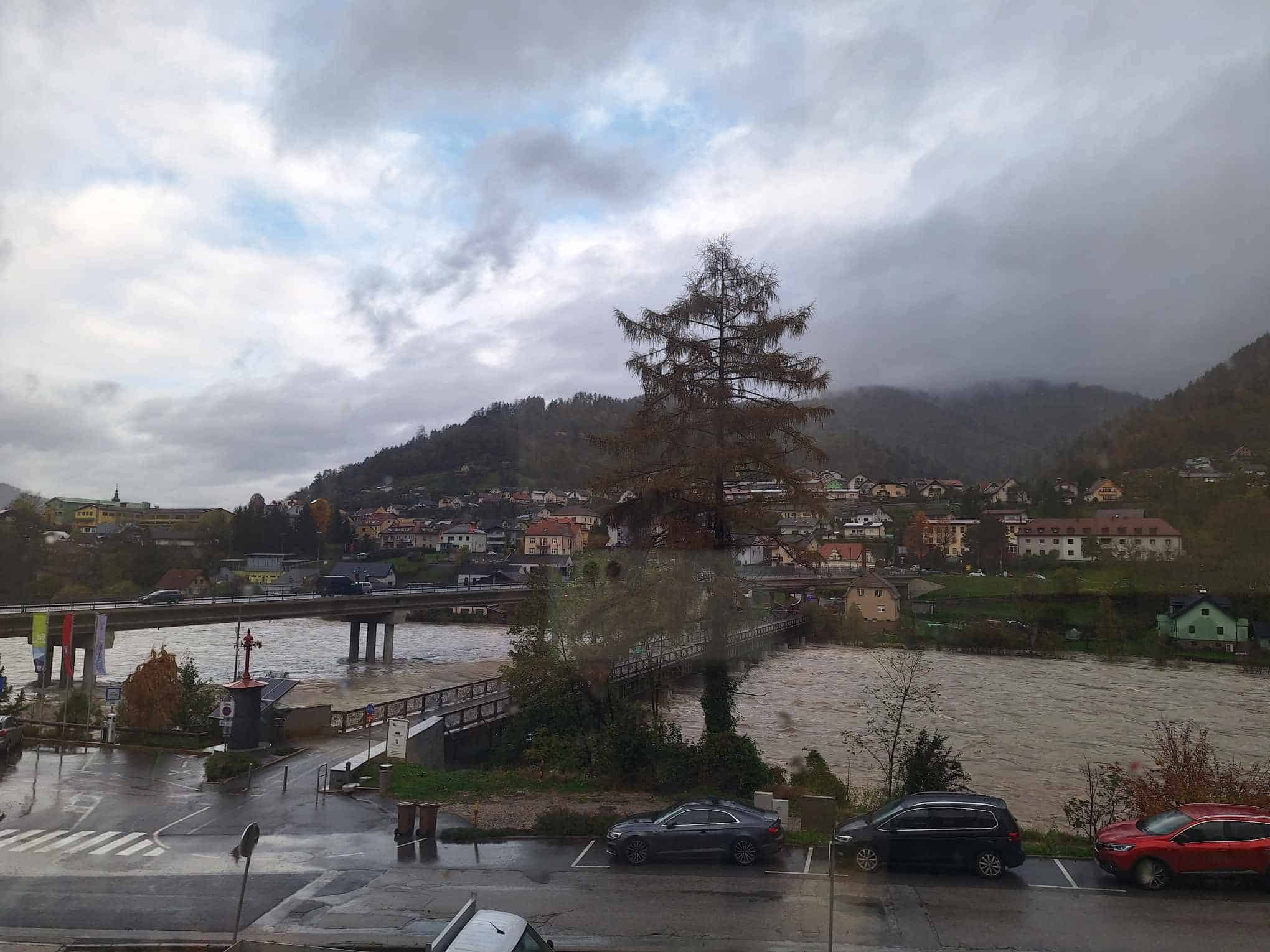 Arso za celotno državo omilil vremensko opozorilo, poplavna nevarnost predvsem na porečju Drave