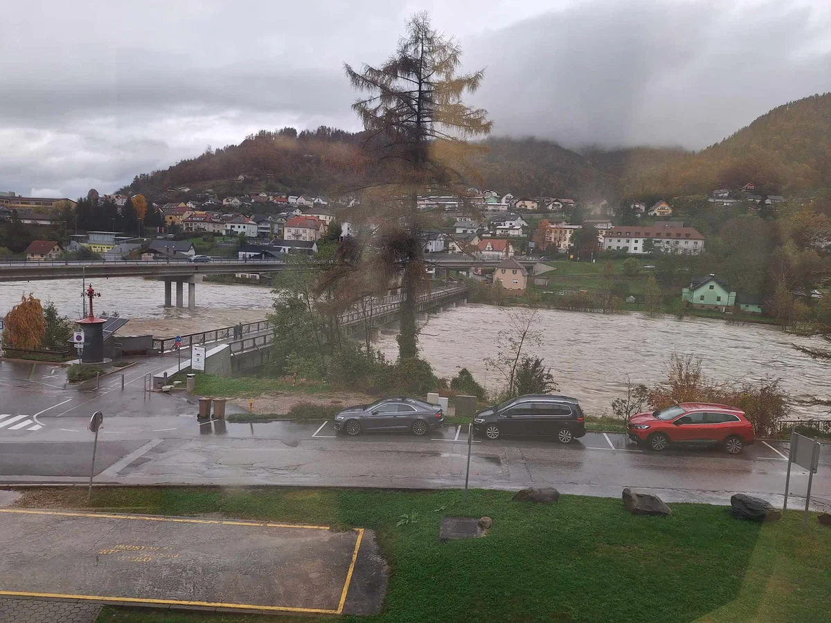 V večjem obsegu bo poplavljala tudi Drava