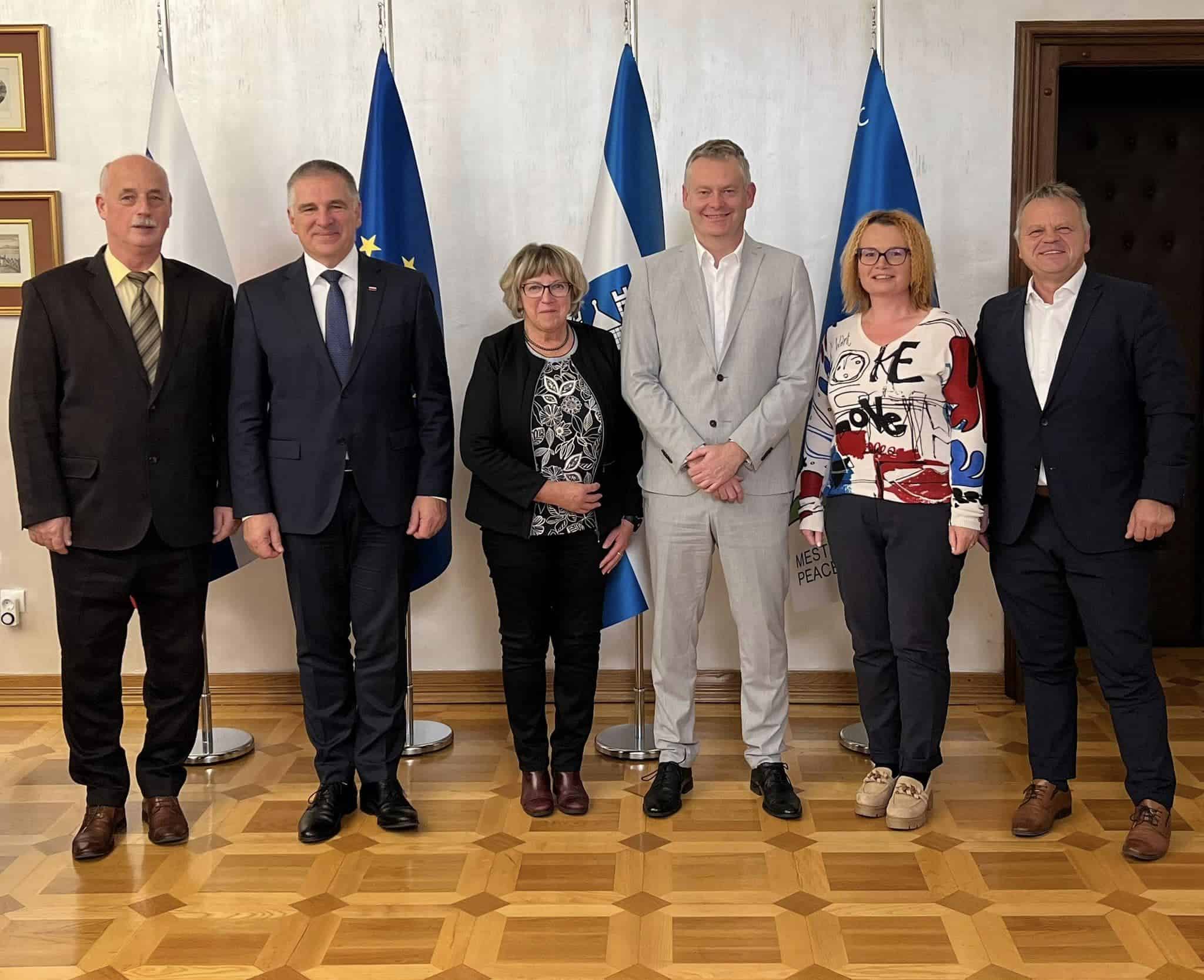 Delegacija državnega sveta na Koroškem o ujmi in pokrajinah