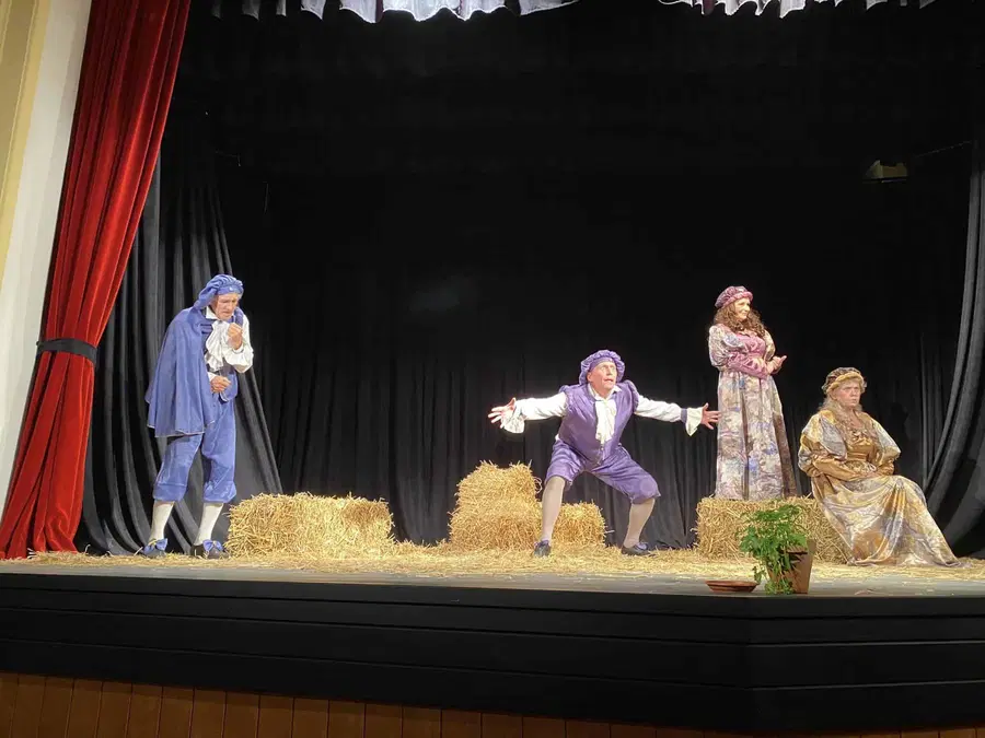 V KC Ravne bo znova navduševal Koroški gledališki abonma, predstava ''Kje je Shakespeare'' že ta petek