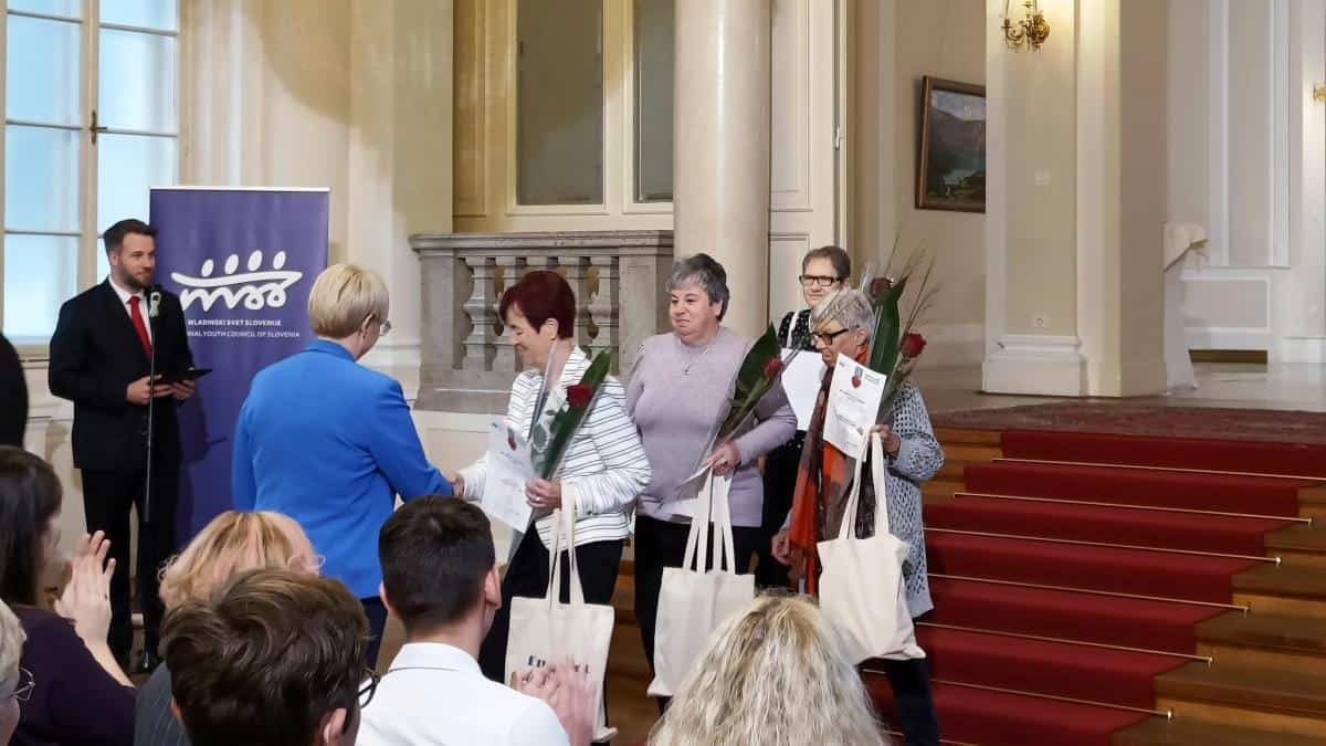 Priznanje za naj prostovoljski projekt so dobile prostovoljke društva Koroški medgeneracijski center