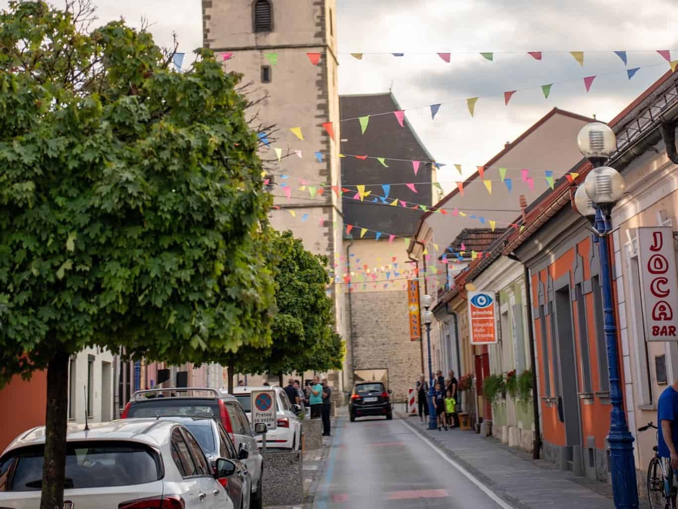 Obvestilo: Popolna zapora Meškove ulice