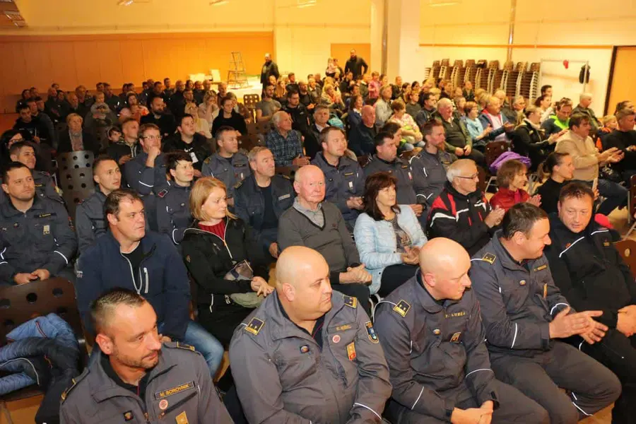 FOTO: V Mislinji županov sprejem vseh prostovoljcev, ki so pomagali v času avgustovskih poplav