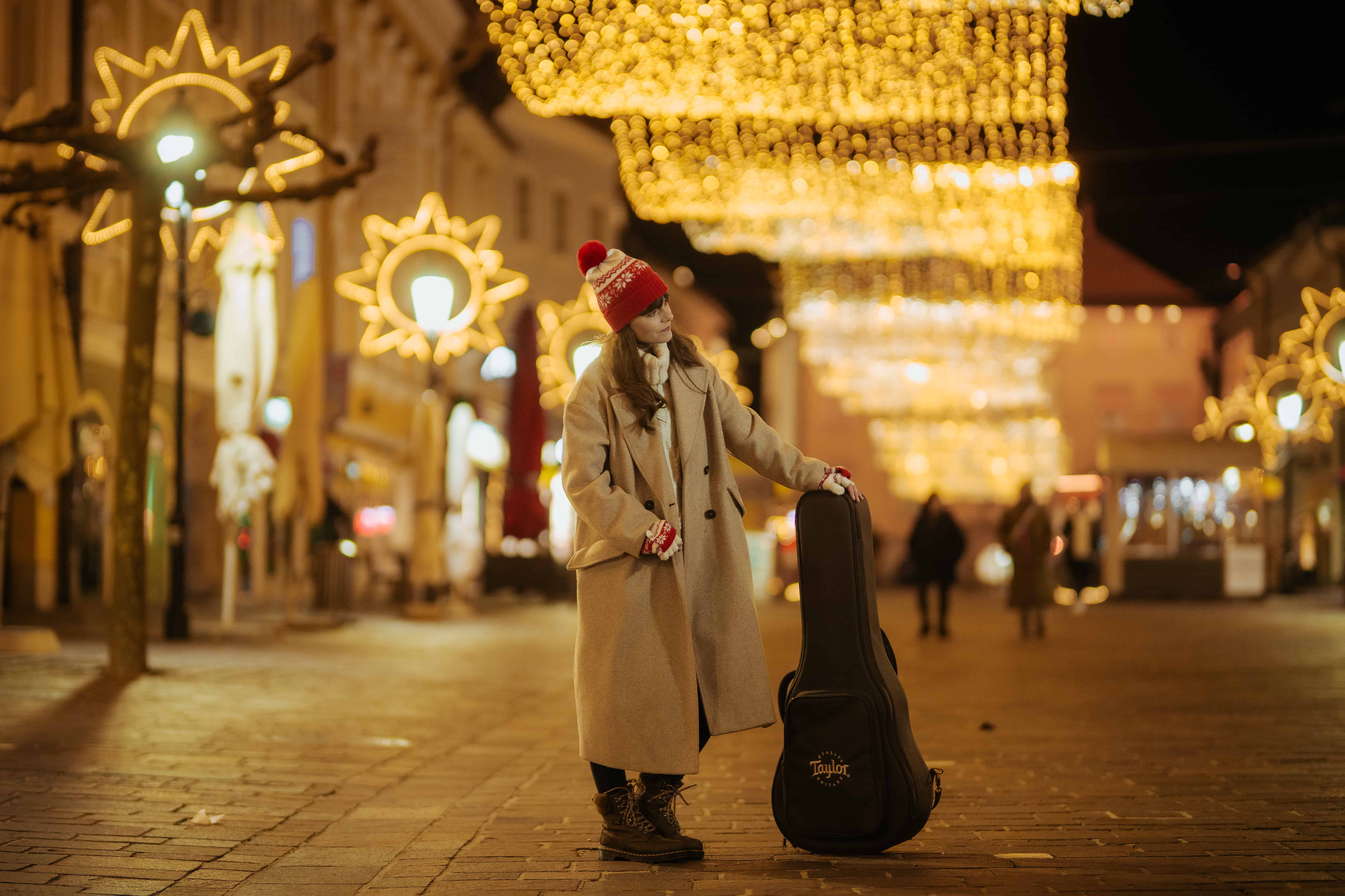 Ob 15. obletnici svojega glasbenega ustvarjanja vas bo očarala Ditka