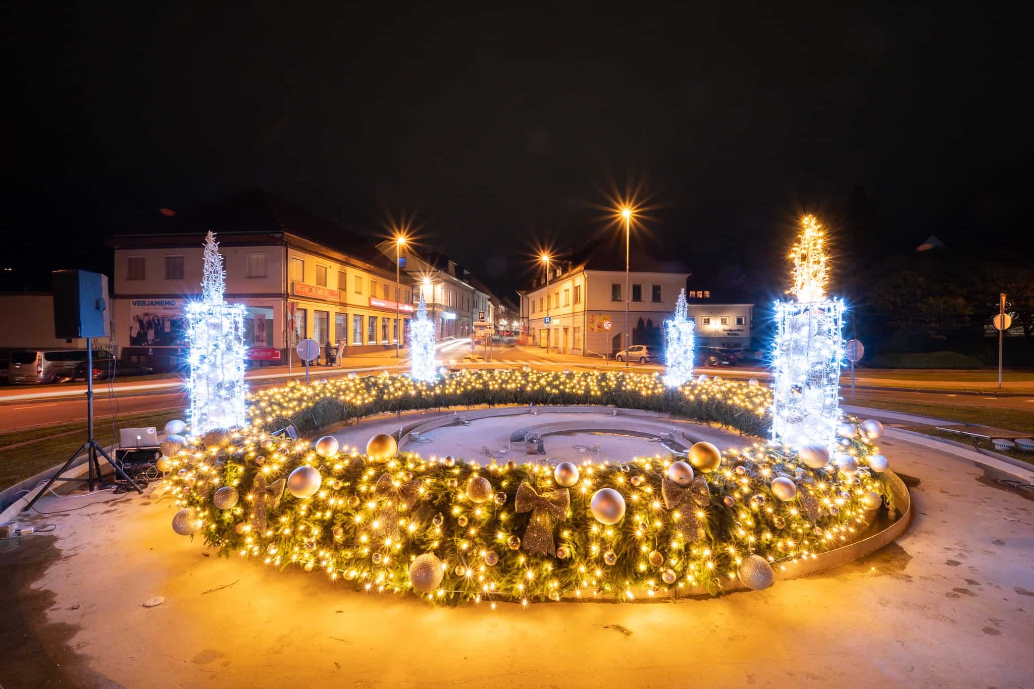 Kristjani s prvo adventno nedeljo začenjajo priprave na božič
