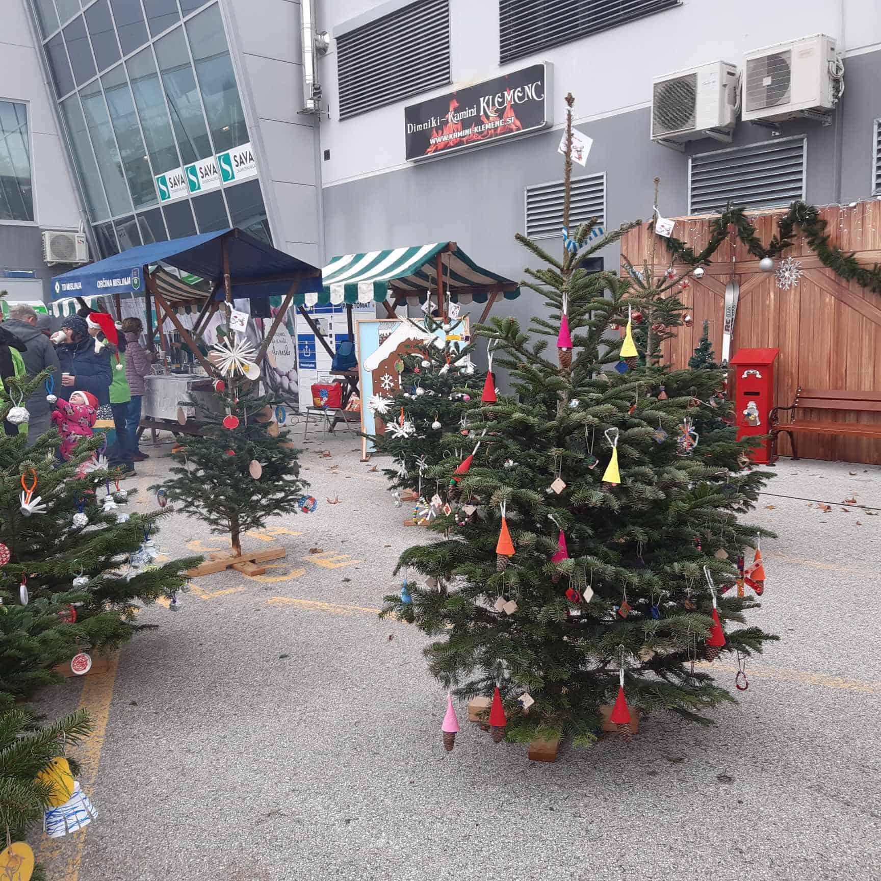 Vabljeni na božični sejem, ki danes poteka v Mislinji
