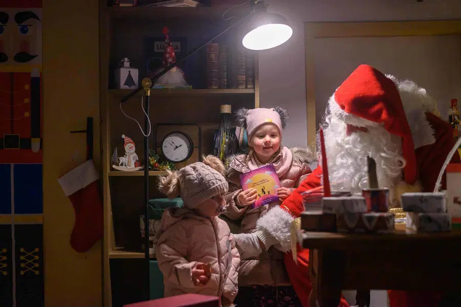 Božičkovo domovanje v Črni na Koroškem vas vabi v svoj objem, čaka vas pestro dogajanje